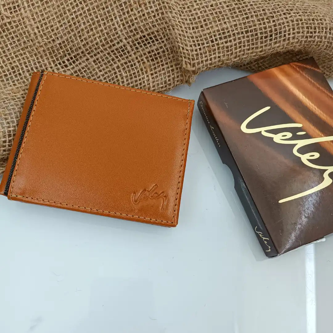 BILLETERA REPUJADO VELEZ CABALLERO LISA